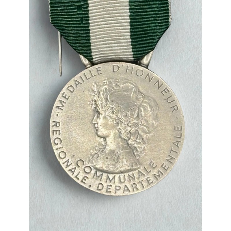 Médaille d’honneur régionale, départementale et communale