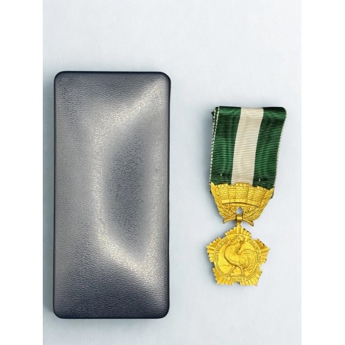 Médaille d’honneur départementale et communale