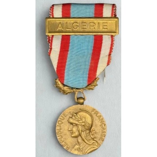 Médaille commémorative des opérations de sécurité et de maintien de l’ordre