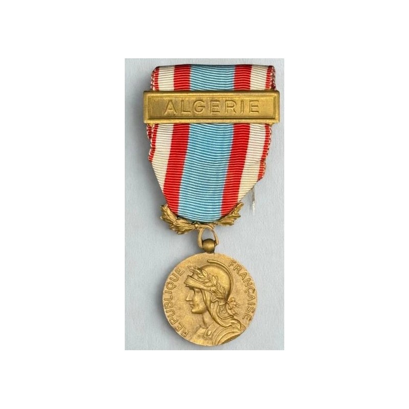 Médaille commémorative des opérations de sécurité et de maintien de l’ordre