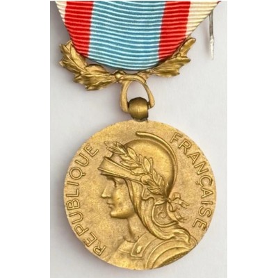 Médaille commémorative des opérations de sécurité et de maintien de l’ordre
