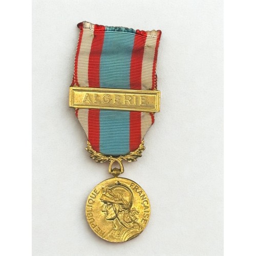 Médaille commémorative des opérations de sécurité et de maintien de l’ordre