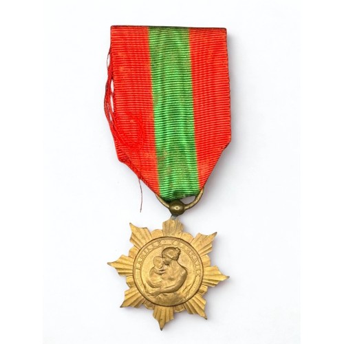 Médaille de l'Enfance et des Familles