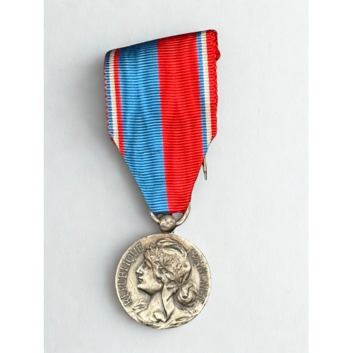 Médaille d'honneur décernée par la confédération musicale de France