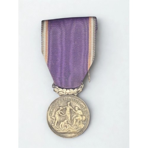 Médaille de l'Académie du Dévouement National
