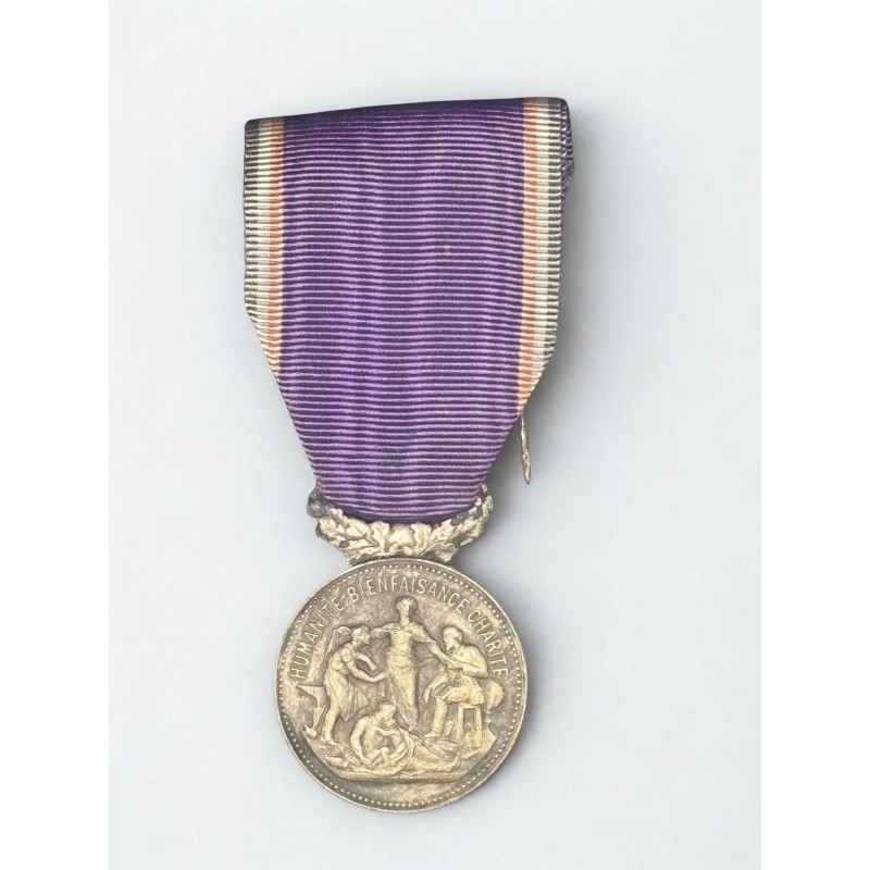 Médaille de l'Académie du Dévouement National
