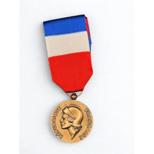 Médaille d'honneur au personnel civil relevant du ministère de la Défense